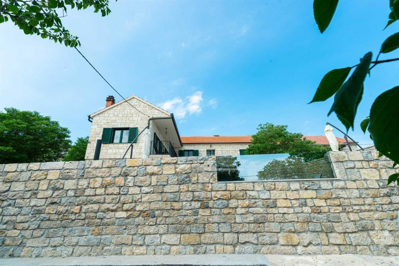 Stone Villa Didovi Snovi With Heated Pool Lisane Ostrovicke Εξωτερικό φωτογραφία