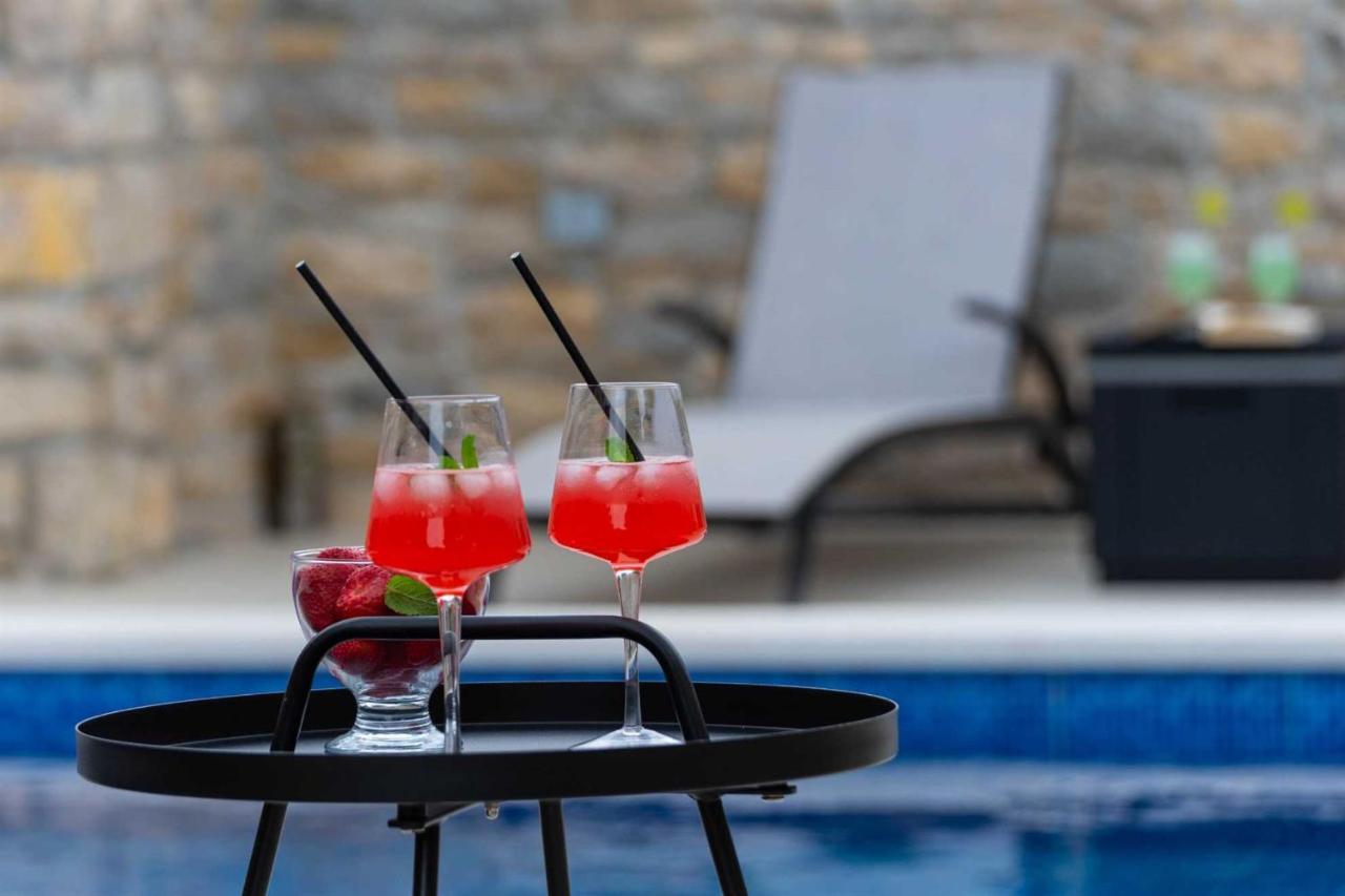 Stone Villa Didovi Snovi With Heated Pool Lisane Ostrovicke Εξωτερικό φωτογραφία
